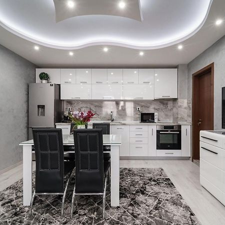 City Apartments - A Brand New Luxury & Comfy 2 Asenovgrad Exteriör bild