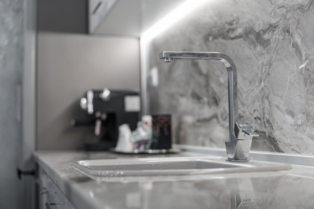 City Apartments - A Brand New Luxury & Comfy 2 Asenovgrad Exteriör bild