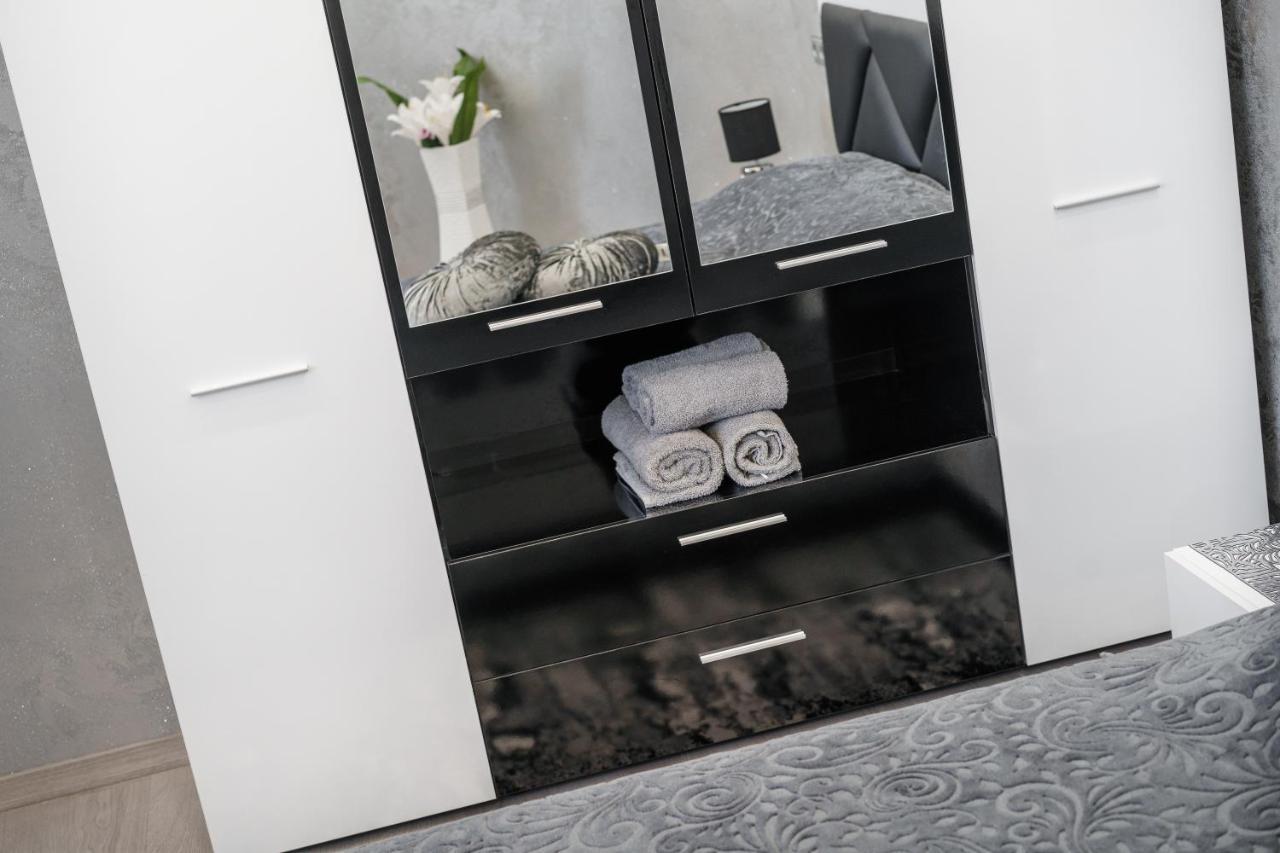City Apartments - A Brand New Luxury & Comfy 2 Asenovgrad Exteriör bild
